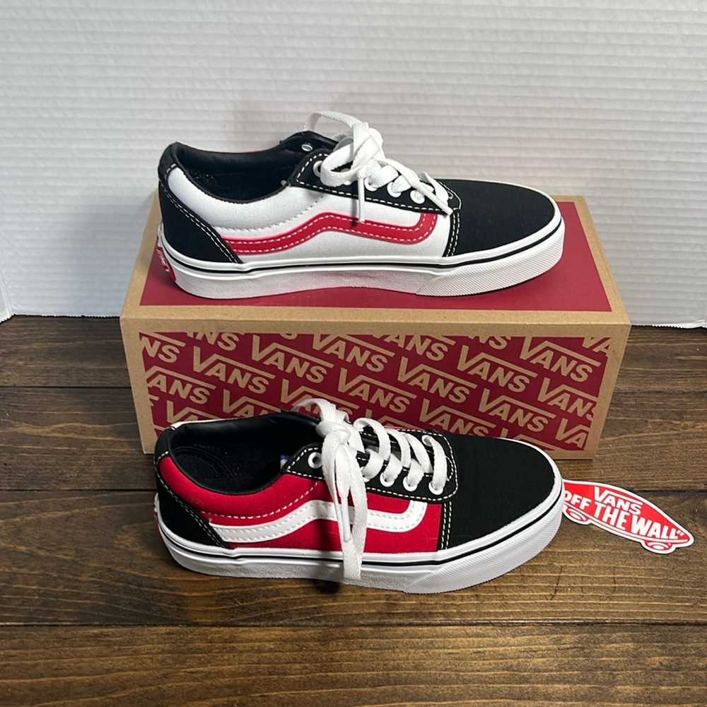 VANS - Big Kids Size 1.5